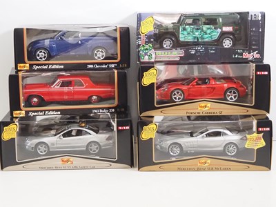 Lot 59 - A mixed group of MAISTO 1:18 scale diecast...