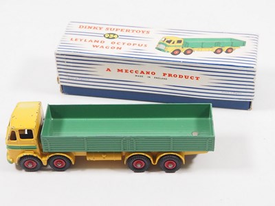 Lot 95 - A DINKY 934 diecast Leyland Octopus Wagon in...