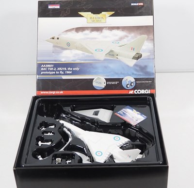 Lot 108 - A CORGI Aviation Archive AA38601 diecast 1:72...