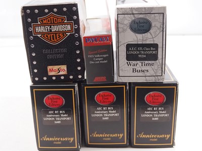 Lot 113 - A large quantity of mixed boxed modern diecast...