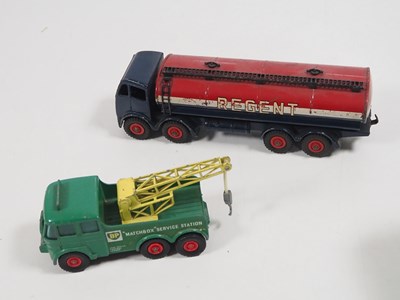 Lot 127 - A group of unboxed DINKY and MATCHBOX diecast...