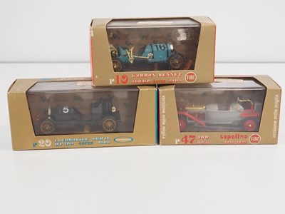 Lot 135 - A mixed group of boxed and unboxed diecast...