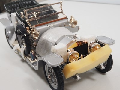 Lot 148 - A FRANKLIN MINT 1:12 scale diecast 1907 Rolls...