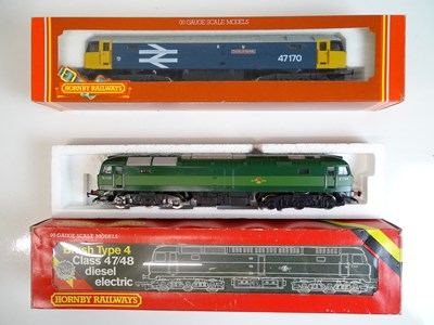 Lot 410 - OO SCALE MODEL RAILWAYS: A pair of HORNBY...
