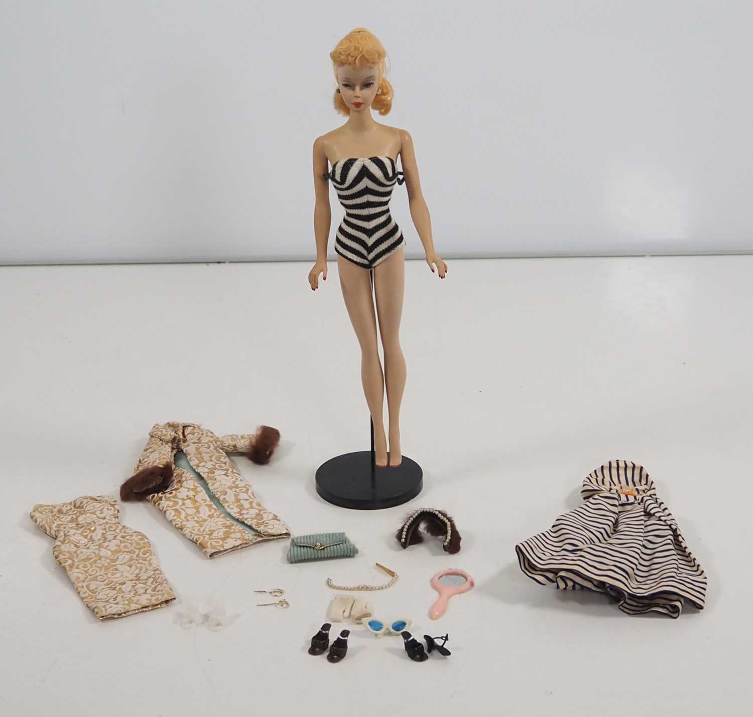 Barbie outlet lot