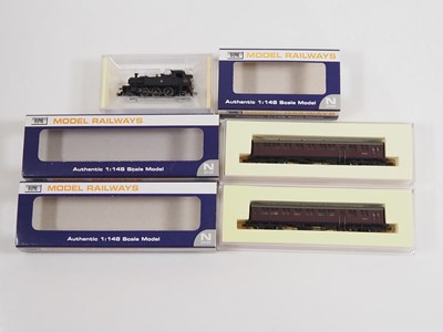 Lot 249 - A group of DAPOL N gauge rolling stock...