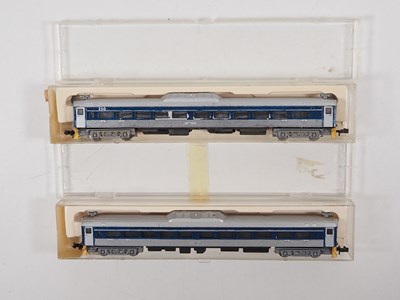 Lot 256 - A pair of N gauge CON-COR American outline...