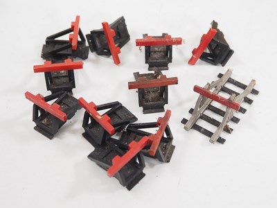 Lot 265 - A large quantity of mostly TRIANG TT gauge...