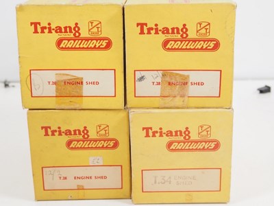 Lot 265 - A large quantity of mostly TRIANG TT gauge...