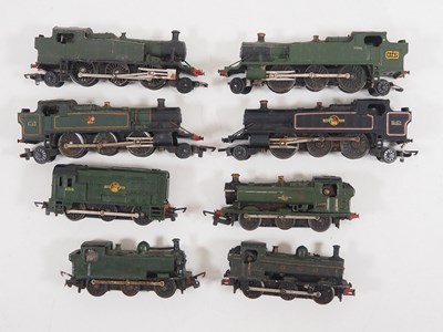 Lot 278 - A group of unboxed TRI-ANG TT gauge small...