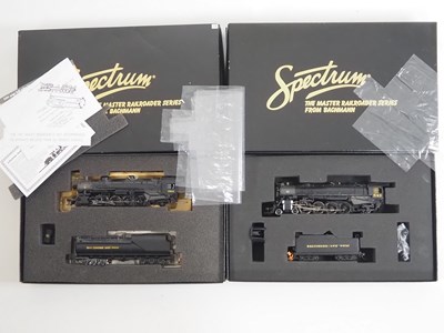 Lot 291 - A pair of SPECTRUM American outline HO gauge...