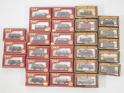 Lot 306 - A group of OO gauge wagons by AIRFIX and...