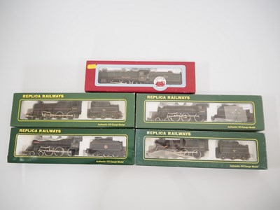 Lot 312 - A group of OO gauge steam locomotives by...