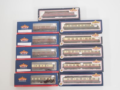 Lot 337 - A group of BACHMANN boxed OO gauge coaches in...