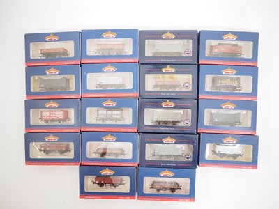 Lot 351 - A group of BACHMANN boxed OO gauge wagons...