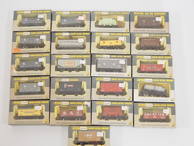 Lot 390 - A group of WRENN boxed OO gauge wagons of...