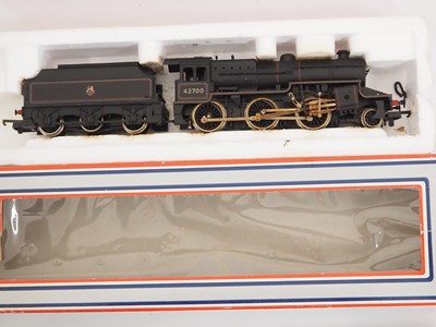 Lot 428 - A group of HORNBY and LIMA OO gauge steam...