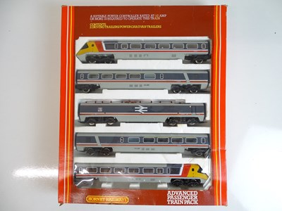 Lot 434 - OO SCALE MODEL RAILWAYS: A HORNBY R794...