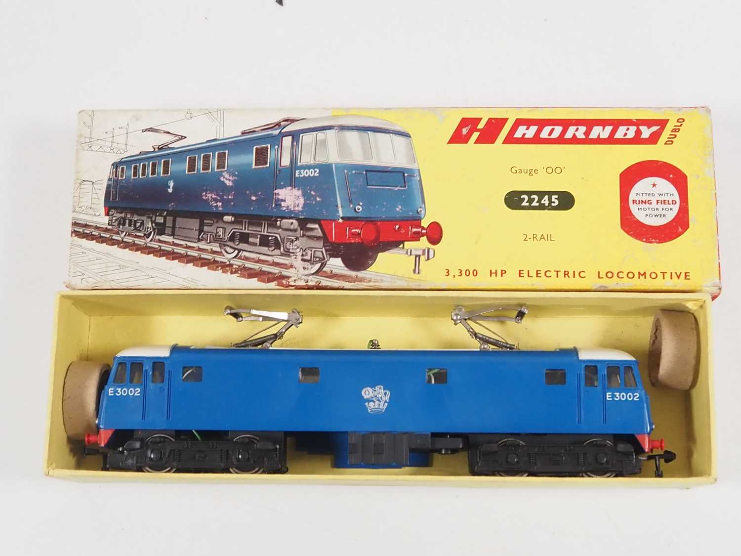 Lot 463 - A HORNBY DUBLO OO gauge 2245 2-rail AL-1...