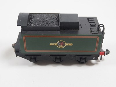 Lot 465 - A pair of HORNBY DUBLO 3-rail OO gauge steam...