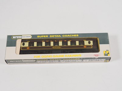 Lot 501 - A WRENN W6101C OO gauge limited edition...