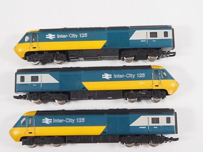 Lot 527 - A group of HORNBY OO gauge Intercity 125 power...