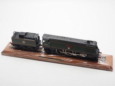 Lot 533 - A WRENN OO Gauge W2412 streamlined West...