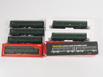 Lot 547 - A HORNBY OO gauge 2-car diesel railcar in...