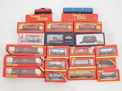 Lot 554 - A group of OO gauge rolling stock by HORNBY,...