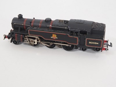 Lot 556 - A group of HORNBY DUBLO 3-rail OO gauge steam...