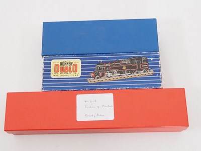 Lot 556 - A group of HORNBY DUBLO 3-rail OO gauge steam...