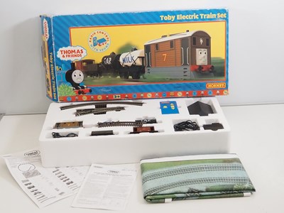 Lot 571 - A HORNBY OO gauge 'Thomas and Friends' series '...