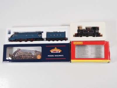 Lot 577 - A pair of OO gauge steam locomotives...