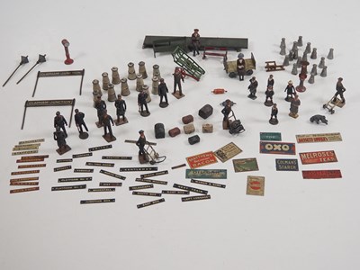 Lot 596 - A large group of O gauge lead figures and...