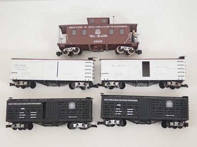 Lot 604 - A group of G scale American Outline box cars...