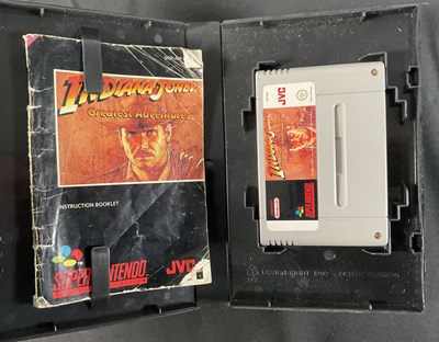 Lot 586 - SUPER NINTENDO (SNES) - A group of movie...