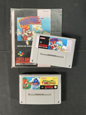 Lot 589 - SUPER NINTENDO (SNES) - A group of Super Mario...