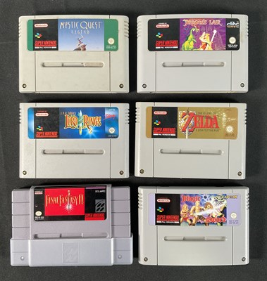 Lot 583 - SUPER NINTENDO (SNES) - A group of Fantasy...