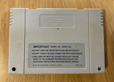 Lot 585 - SUPER NINTENDO (SNES) - A group of loose video...