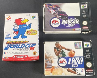 Lot 441 - NINTENDO 64 (N64) - A group of boxed Nintendo...