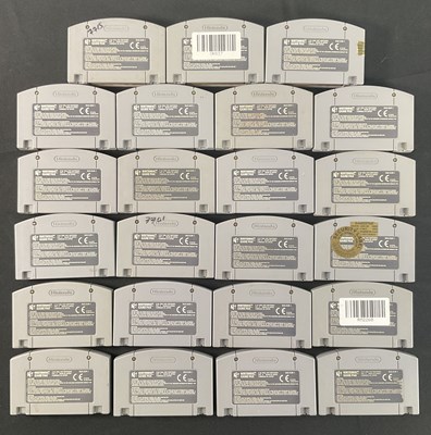 Lot 446 - NINTENDO 64 (N64) - A large quantity of...
