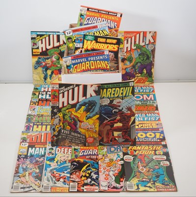 Lot 81 - EXCALIBUR MARVEL LUCKY DIP JOB LOT 200+ COMICS...