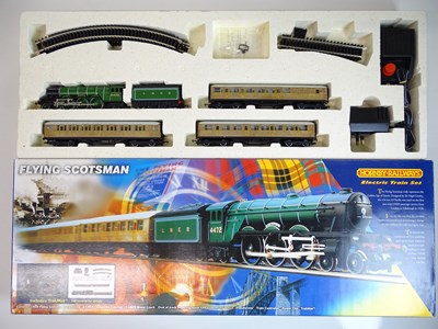 Lot 474 - OO SCALE MODEL RAILWAYS: A HORNBY R823 'Flying...