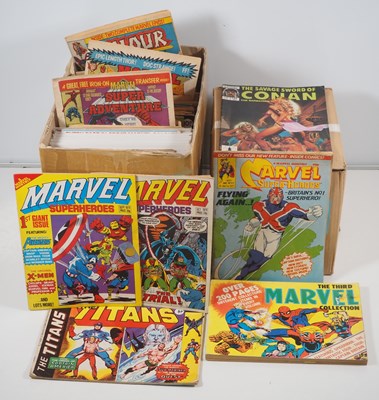 Lot 98 - MIXED MARVEL UK COMIC & MAGAZINE LOT (264 in...