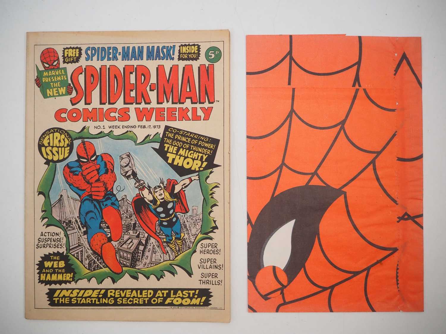 Lot 104 - SPIDER-MAN COMICS WEEKLY #1 (1973 - MARVEL UK)...