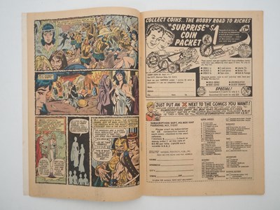 Lot 260 - WONDER WOMAN #204 (1973 - DC) - The first...