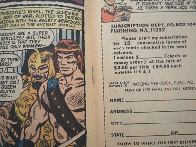 Lot 260 - WONDER WOMAN #204 (1973 - DC) - The first...