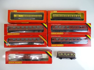Lot 494 - OO SCALE MODEL RAILWAYS: A group of coaches by...
