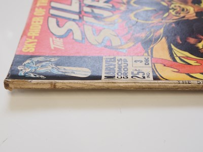 Lot 354 - SILVER SURFER #3 (1968 - MARVEL) - The first...