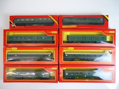 Lot 505 - OO SCALE MODEL RAILWAYS: A quantity of boxed...